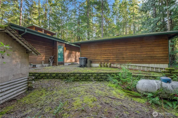 $419,950 | 720 North Potlatch Drive, Hoodsport, WA 98548