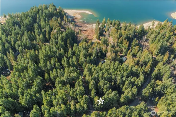 $419,950 | 720 North Potlatch Drive, Hoodsport, WA 98548