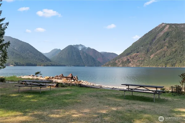 $419,950 | 720 North Potlatch Drive, Hoodsport, WA 98548