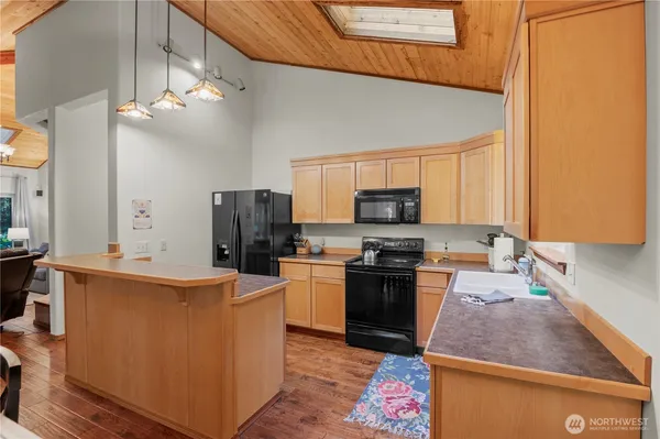 $419,950 | 720 North Potlatch Drive, Hoodsport, WA 98548