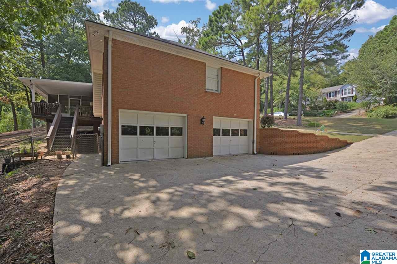 6550 Quail Run Drive Pelham, AL 35124 - Photo 4 of 17