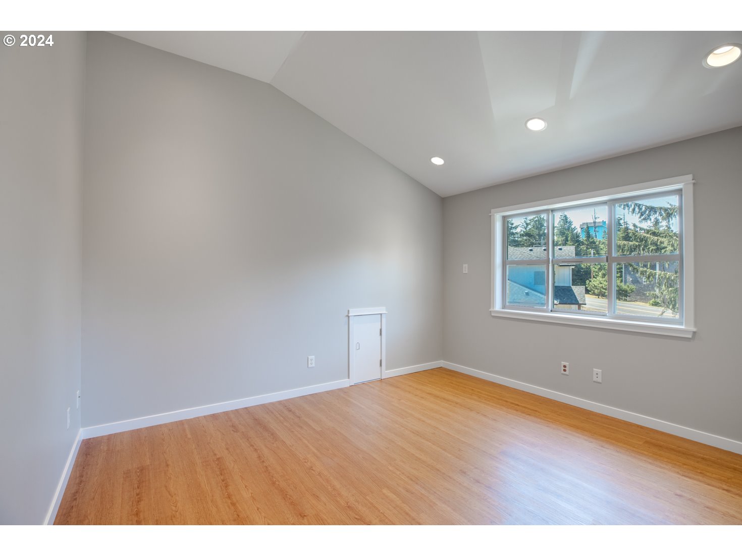 5300 Netarts Highway West Tillamook, OR 97141 - Photo 12 of 37