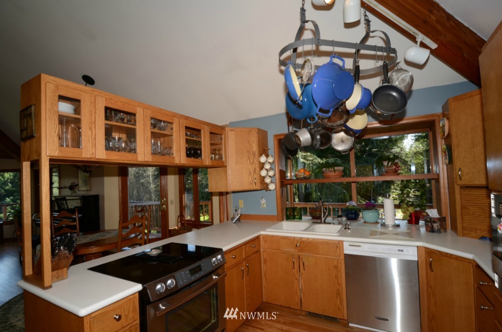 5229 Robe Menzel Road Granite Falls, WA 98252 - Photo 8 of 22