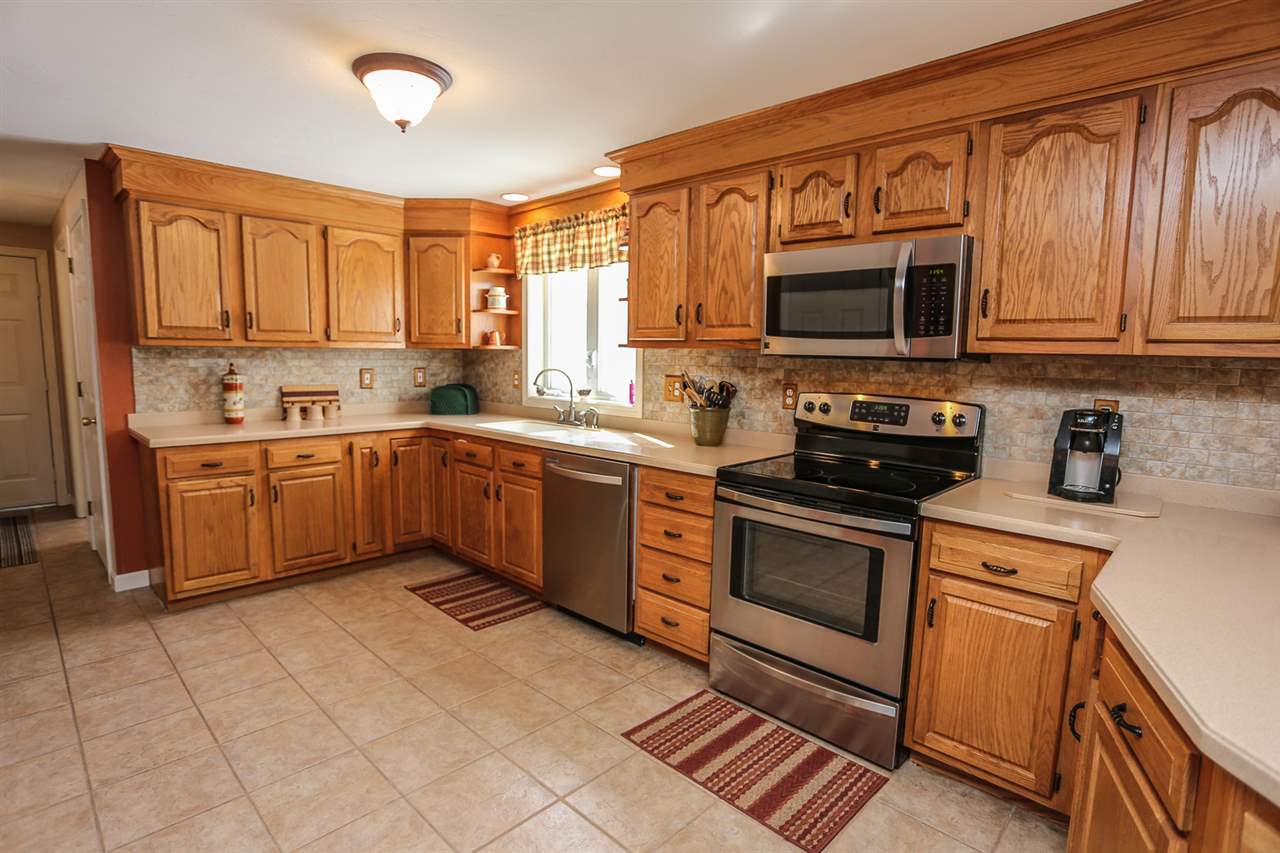9 Laurel Road Hooksett, NH 03106 - Photo 12 of 40 Gallery Image 12