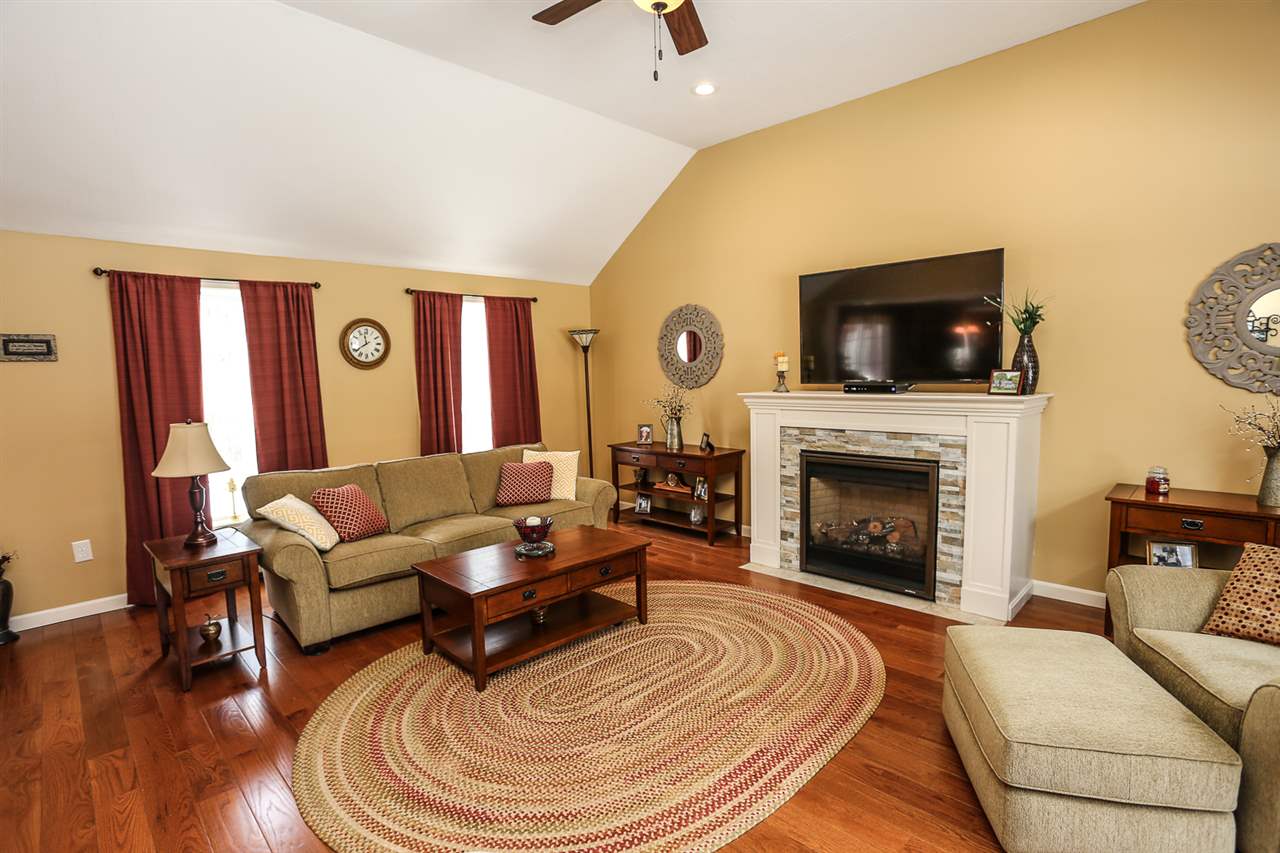9 Laurel Road Hooksett, NH 03106 - Photo 8 of 40 Gallery Image 8