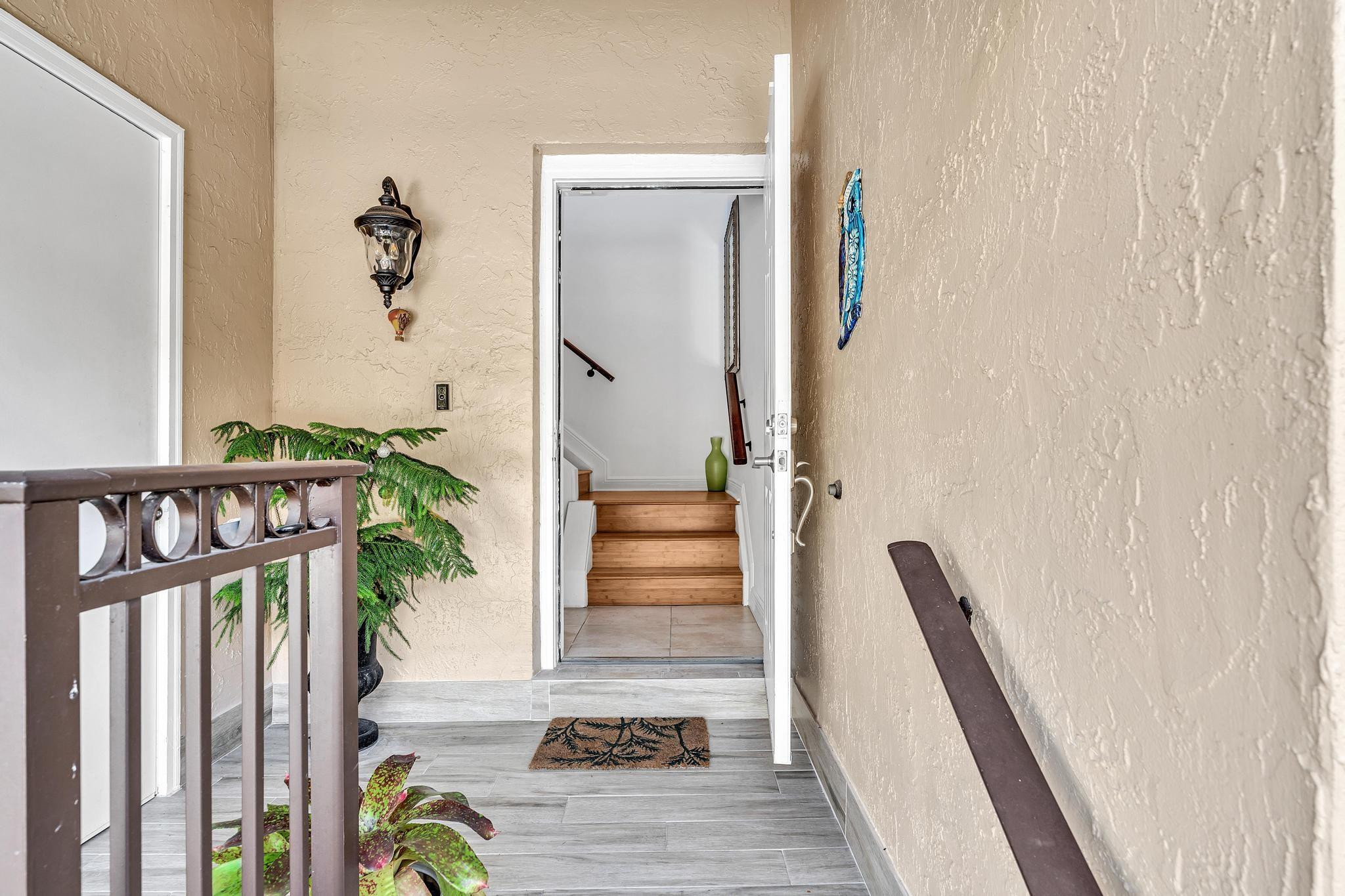 6666 Montego Bay Boulevard, Unit B Boca Raton, FL 33433 - Photo 4 of 57 Photo 4