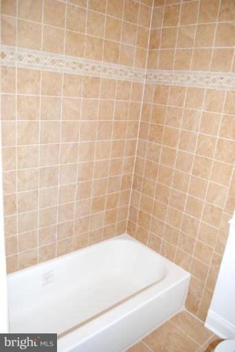 229 Westowne Road Baltimore, MD 21229 - Photo 12 of 24 Bath #1