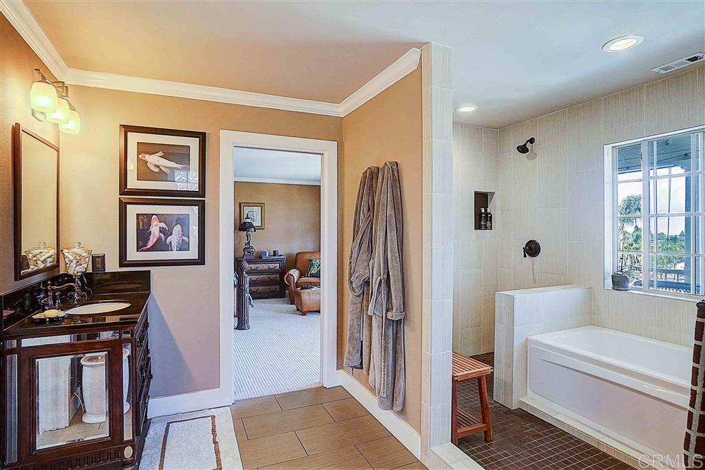 446 Rudd Road Vista, CA 92084 - Photo 12 of 25 Gallery Image 12
