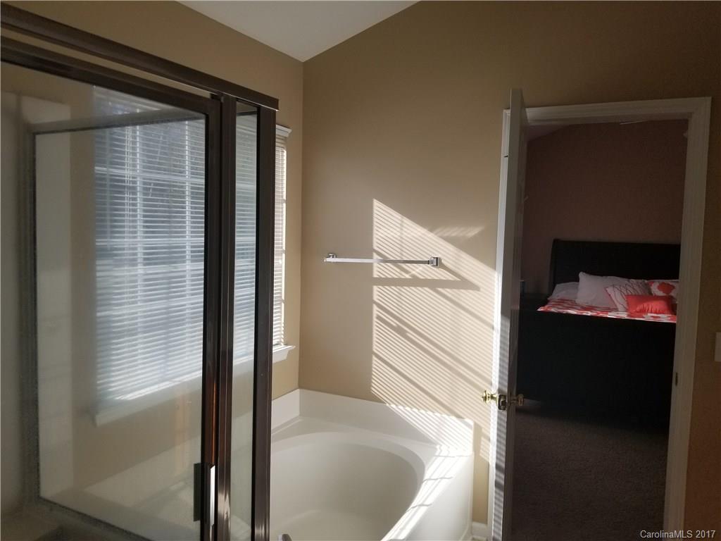 6600 Reedy Creek Road, Unit 33 Charlotte, NC 28215 - Photo 12 of 24