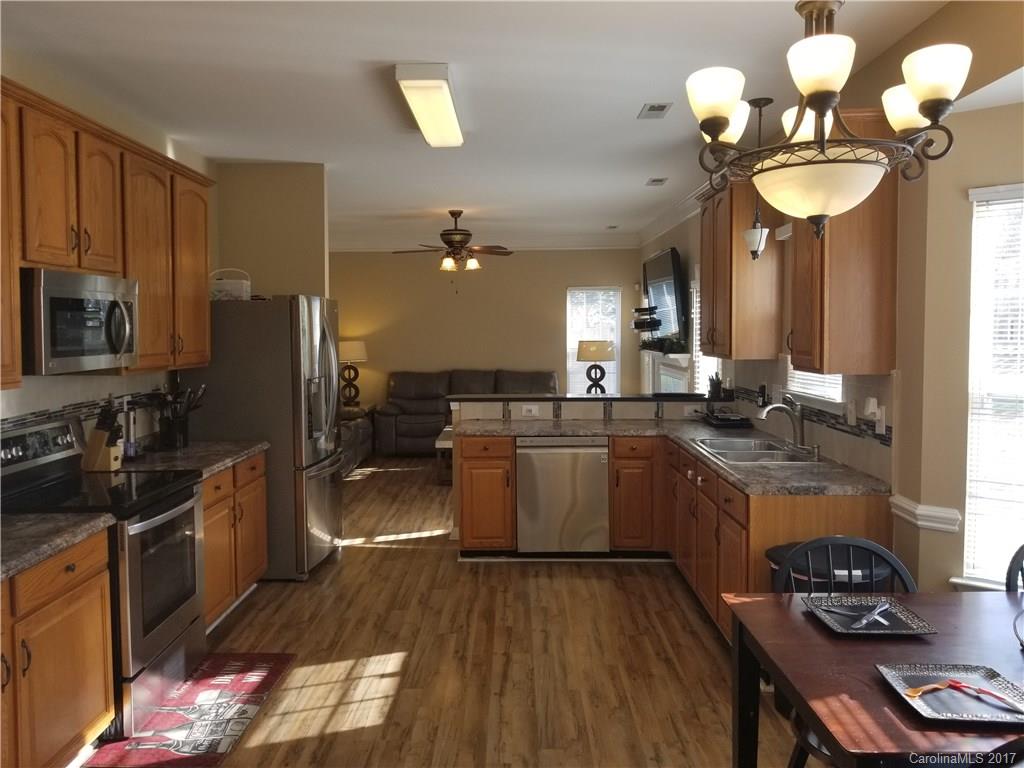 6600 Reedy Creek Road, Unit 33 Charlotte, NC 28215 - Photo 6 of 24
