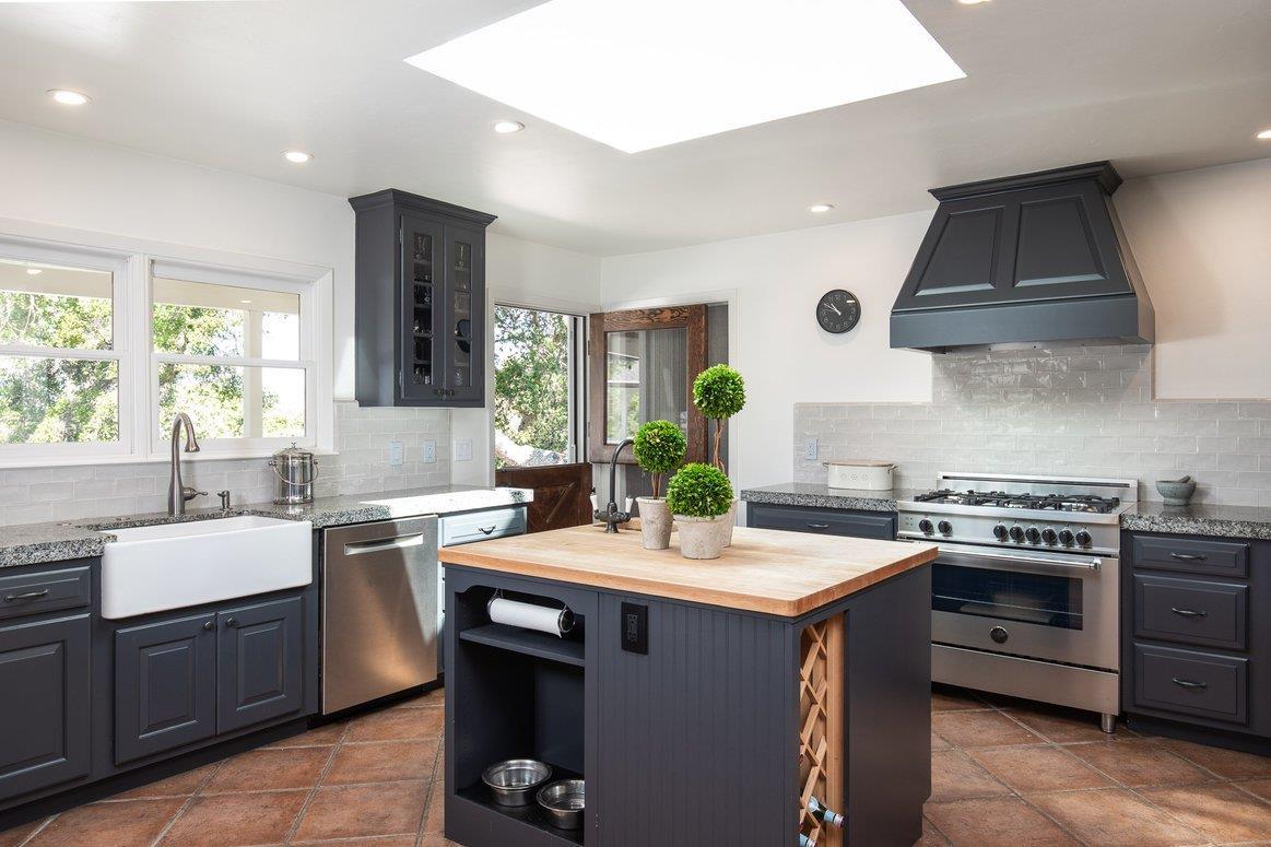 70 Rancho Road Carmel Valley, CA 93924 - Photo 5 of 32 Gallery Image 5