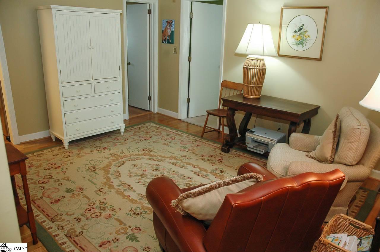 401 Pine Street Clinton, SC 29325 - Photo 12 of 21