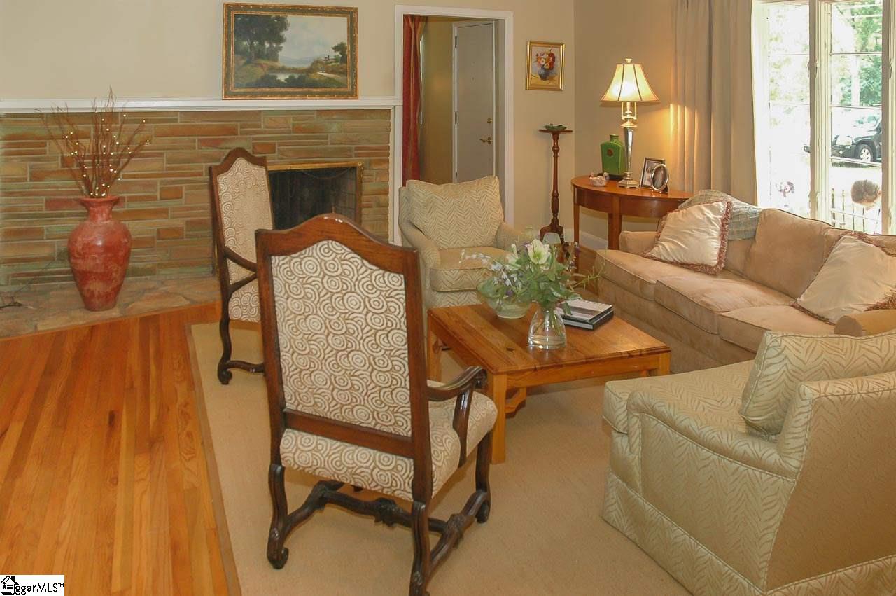 401 Pine Street Clinton, SC 29325 - Photo 7 of 21