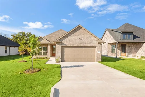 $329,990 | 701 Escovedo Drive, Italy, TX 76651