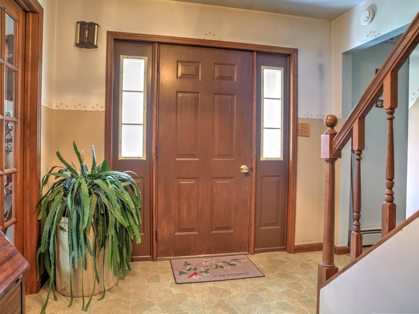 259 Babbling Brook Road Scotrun, PA 18355 - Photo 4 of 63 a view of entryway with livingroom