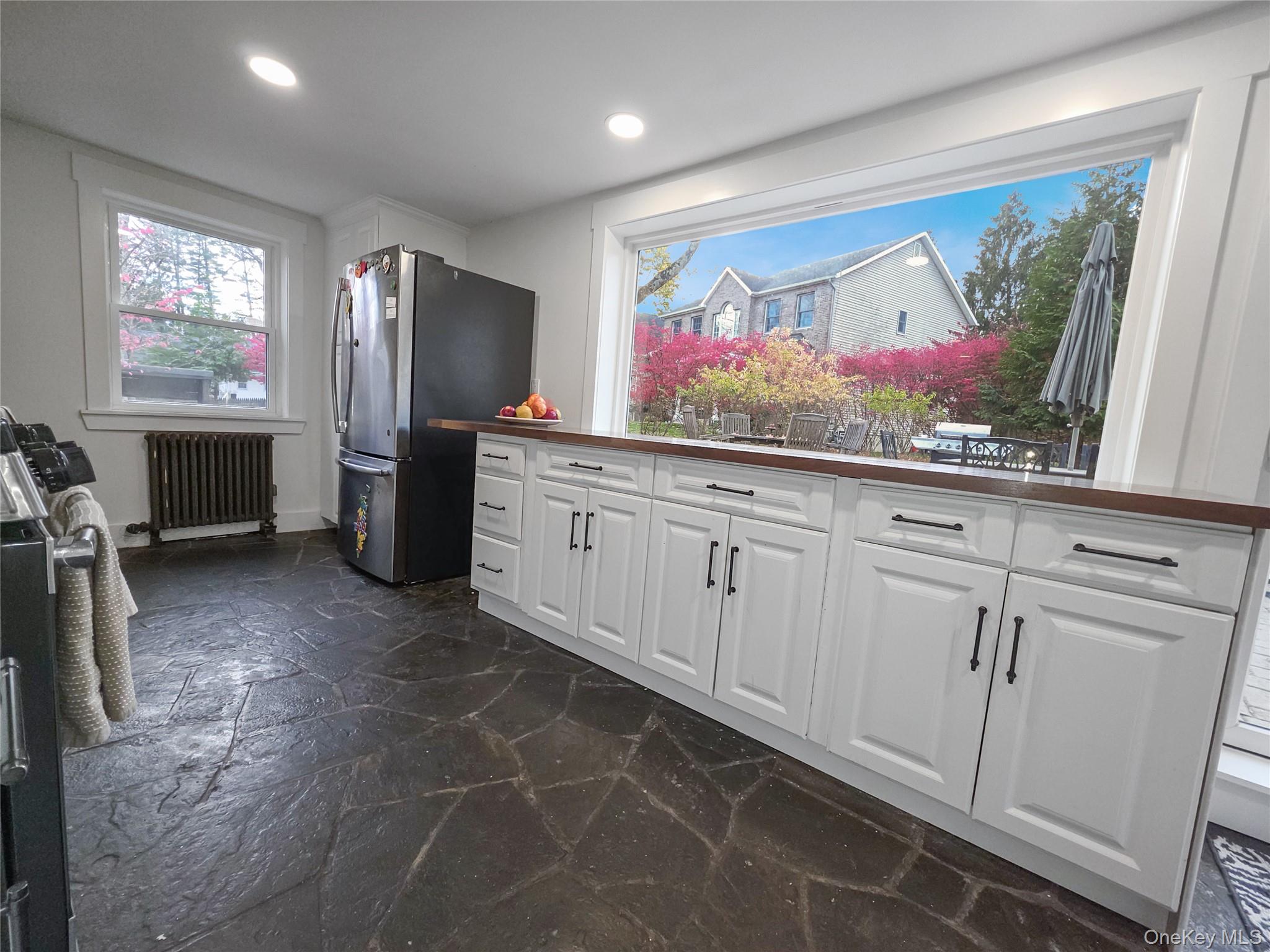 269 Old Rte 304 New City, NY 10956 - Photo 7 of 20 a view of cabinets