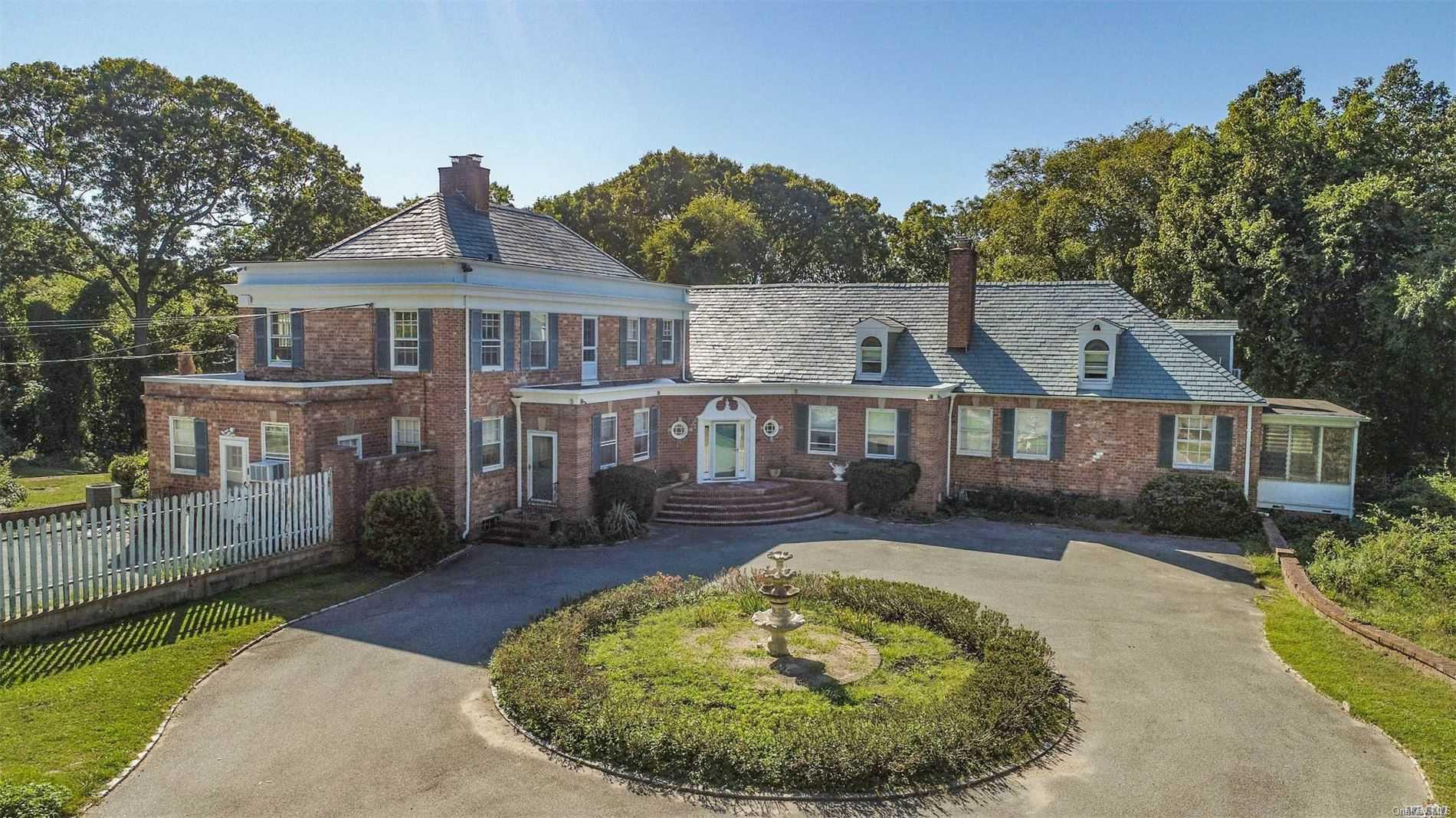 Magnificent Brick Estate on 8.95 acres