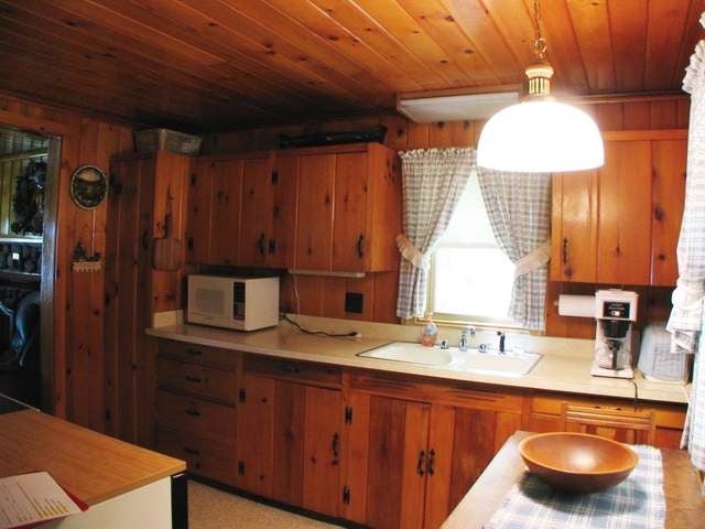 18717 West Cisco Lake Road Watersmeet, MI 49969 - Photo 5 of 14 Gallery Image 5