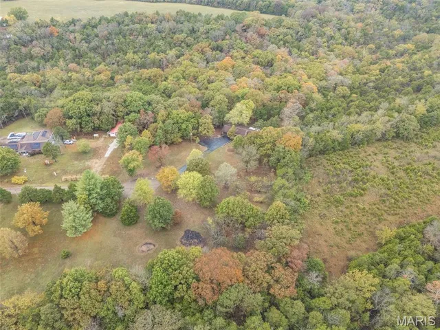 $379,000 | 10215 Tri Acre Lane, Ste. Genevieve, MO 63670