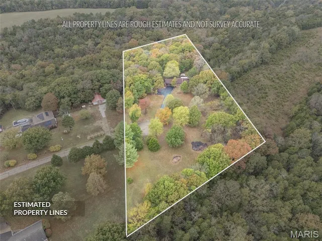 $379,000 | 10215 Tri Acre Lane, Ste. Genevieve, MO 63670