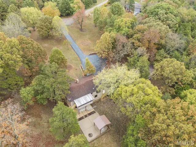 $379,000 | 10215 Tri Acre Lane, Ste. Genevieve, MO 63670