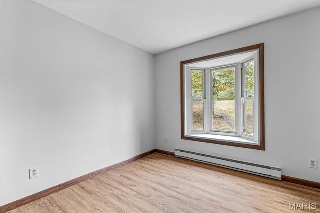 $379,000 | 10215 Tri Acre Lane, Ste. Genevieve, MO 63670