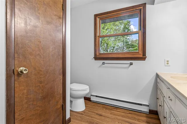 $379,000 | 10215 Tri Acre Lane, Ste. Genevieve, MO 63670