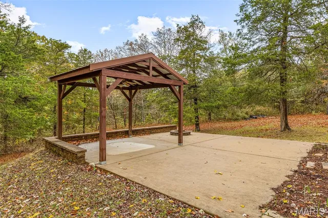 $379,000 | 10215 Tri Acre Lane, Ste. Genevieve, MO 63670