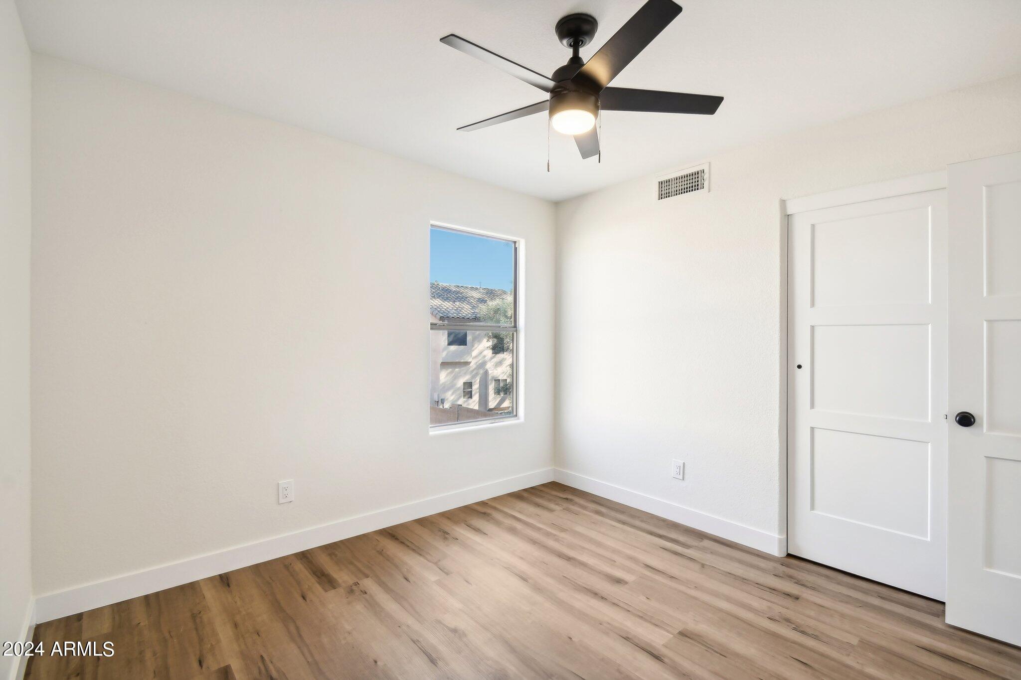12716 Desert Flower Road Avondale, AZ 85392 - Photo 22 of 39 W Desert Flower Rd-024