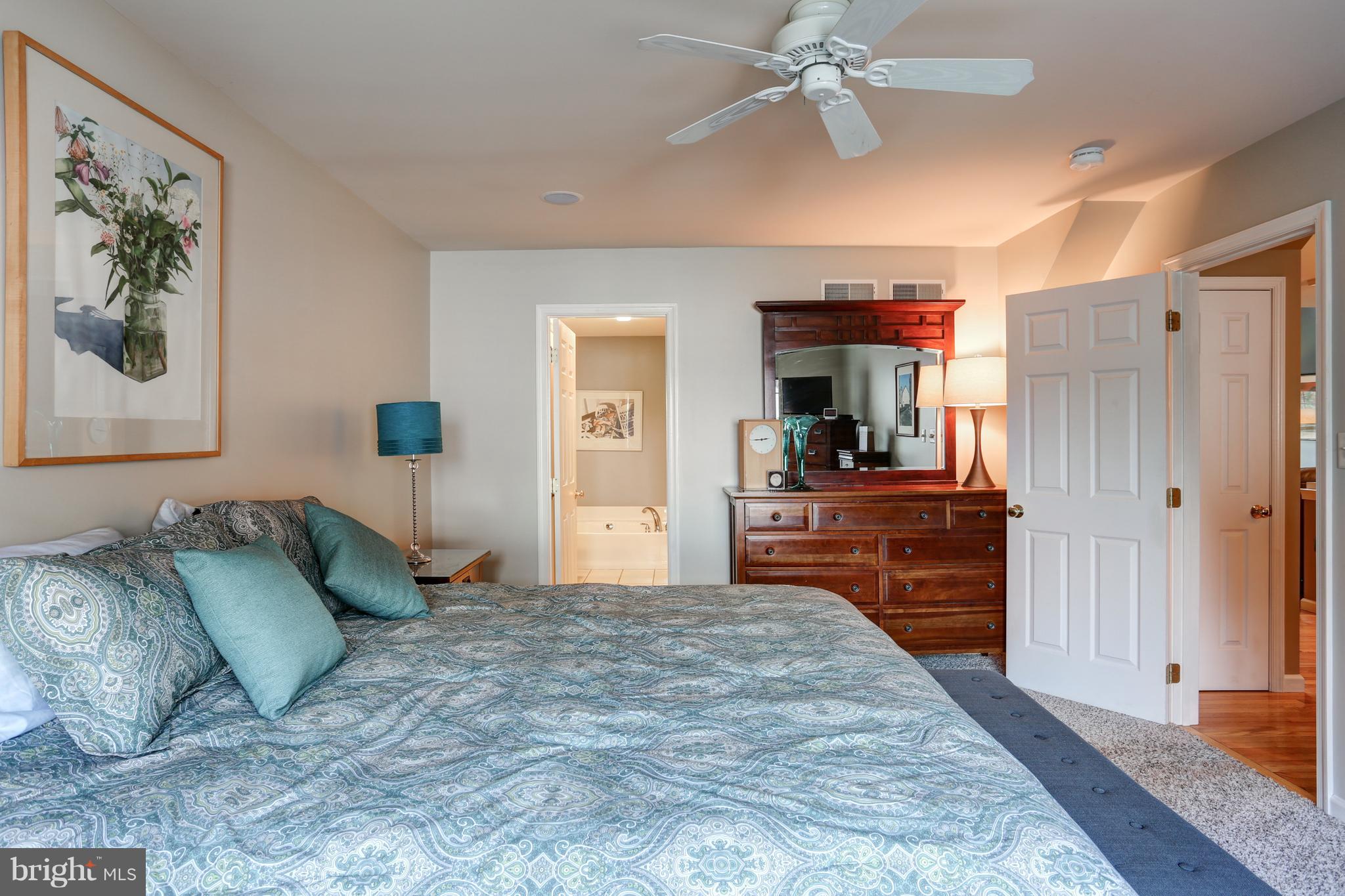 906 Suffolk Drive Lititz, PA 17543 - Photo 23 of 45 You'll love the walk-in closet.