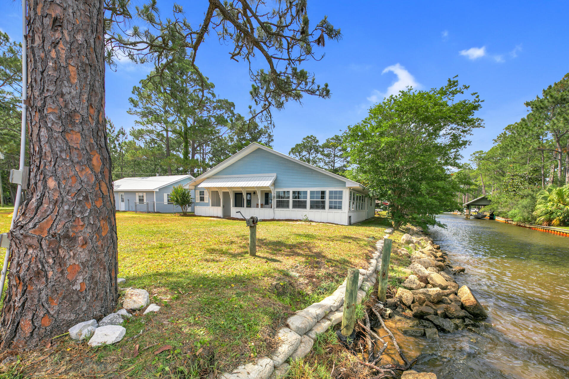 237 Ruth Road Freeport, FL 32439 - Photo 31 of 40 237 Ruth Rd Freeport FL 32439 USA-044-03