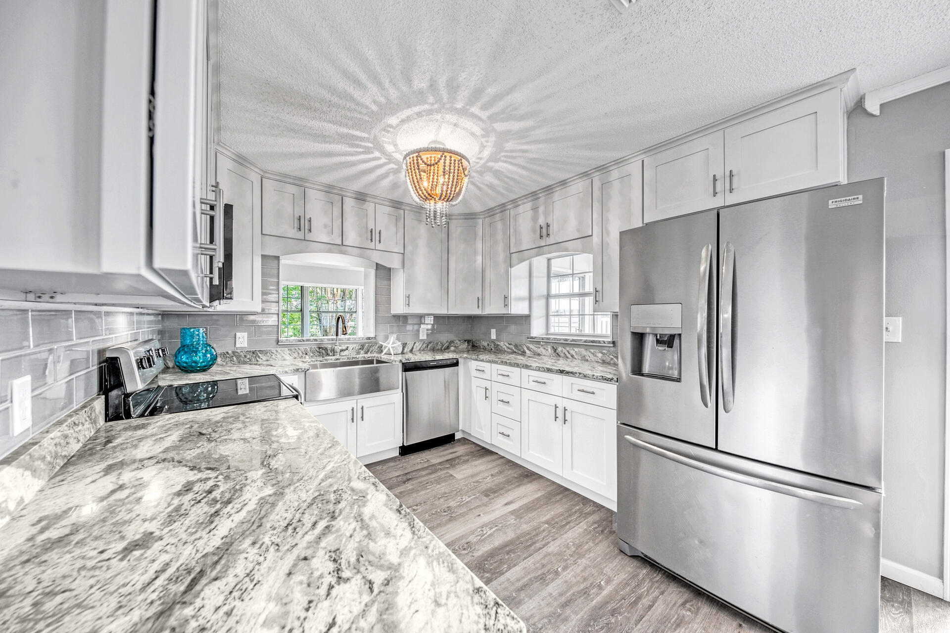 237 Ruth Road Freeport, FL 32439 - Photo 7 of 40 New granite/SS appliances