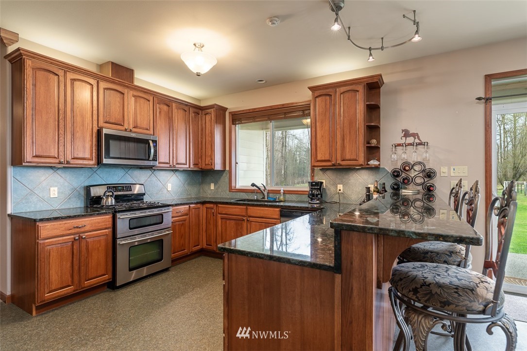 2049 Harksell Road Ferndale, WA 98248 - Photo 5 of 25