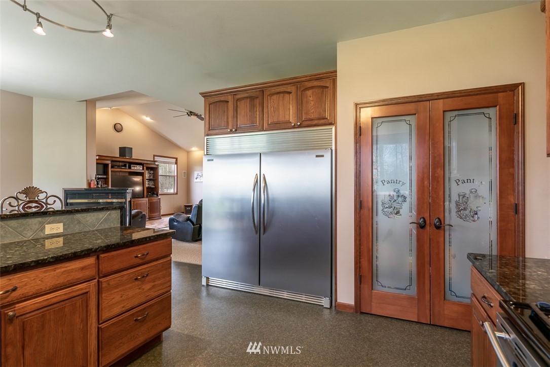 2049 Harksell Road Ferndale, WA 98248 - Photo 6 of 25