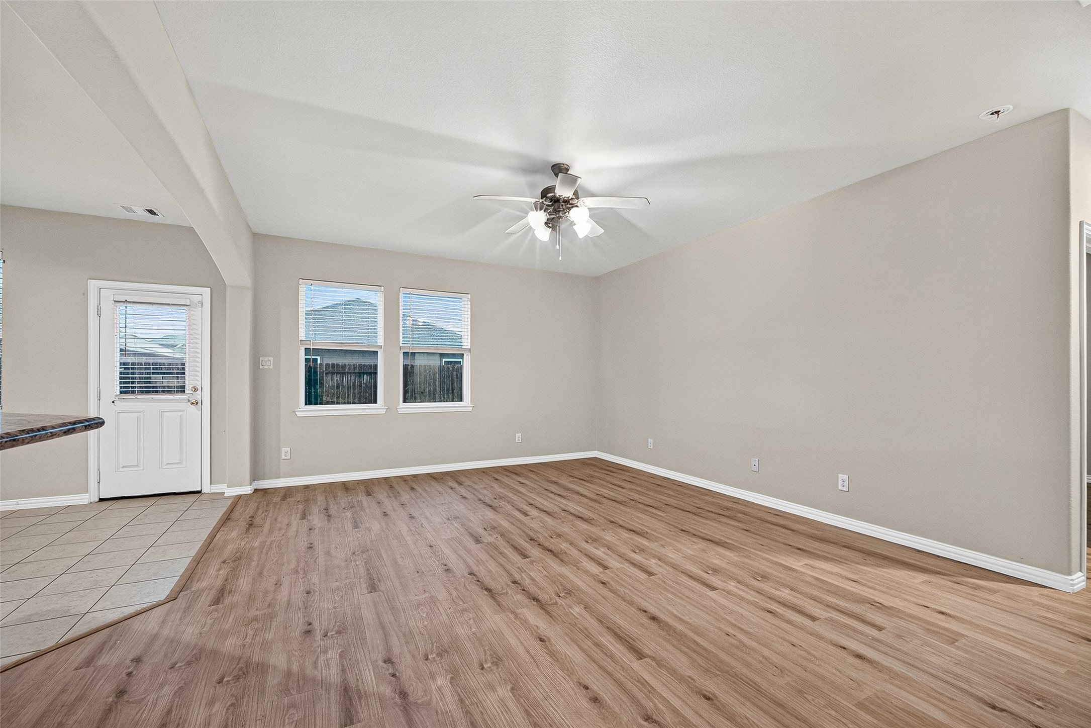 10015 Chase Court Baytown, TX 77521 - Photo 22 of 49