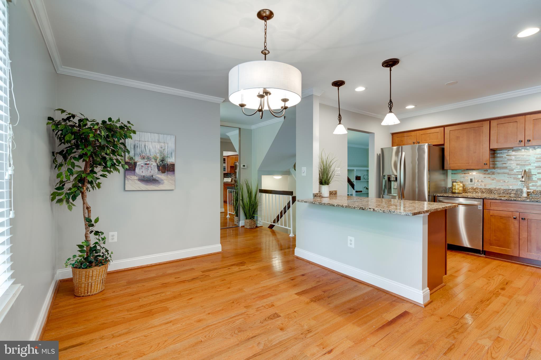 8761 Ridge Hollow Court Springfield, VA 22152 - Photo 14 of 62 Gallery Image 14