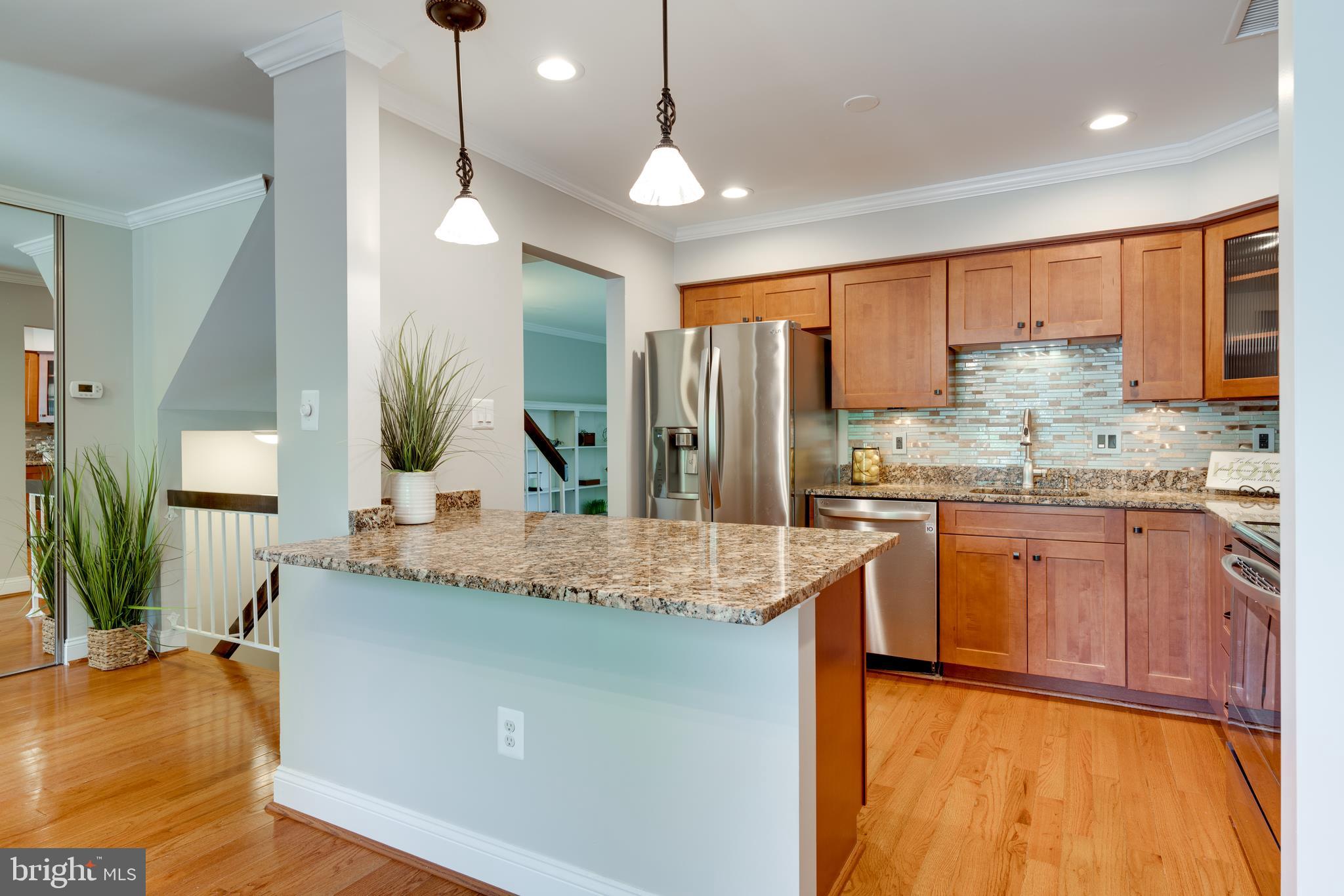 8761 Ridge Hollow Court Springfield, VA 22152 - Photo 15 of 62 Gallery Image 15