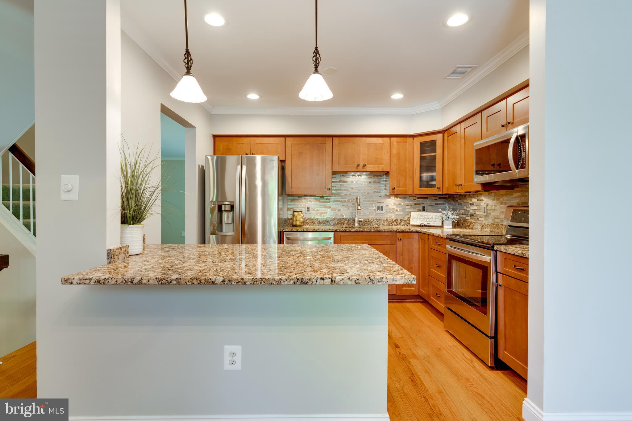 8761 Ridge Hollow Court Springfield, VA 22152 - Photo 16 of 62 Gallery Image 16