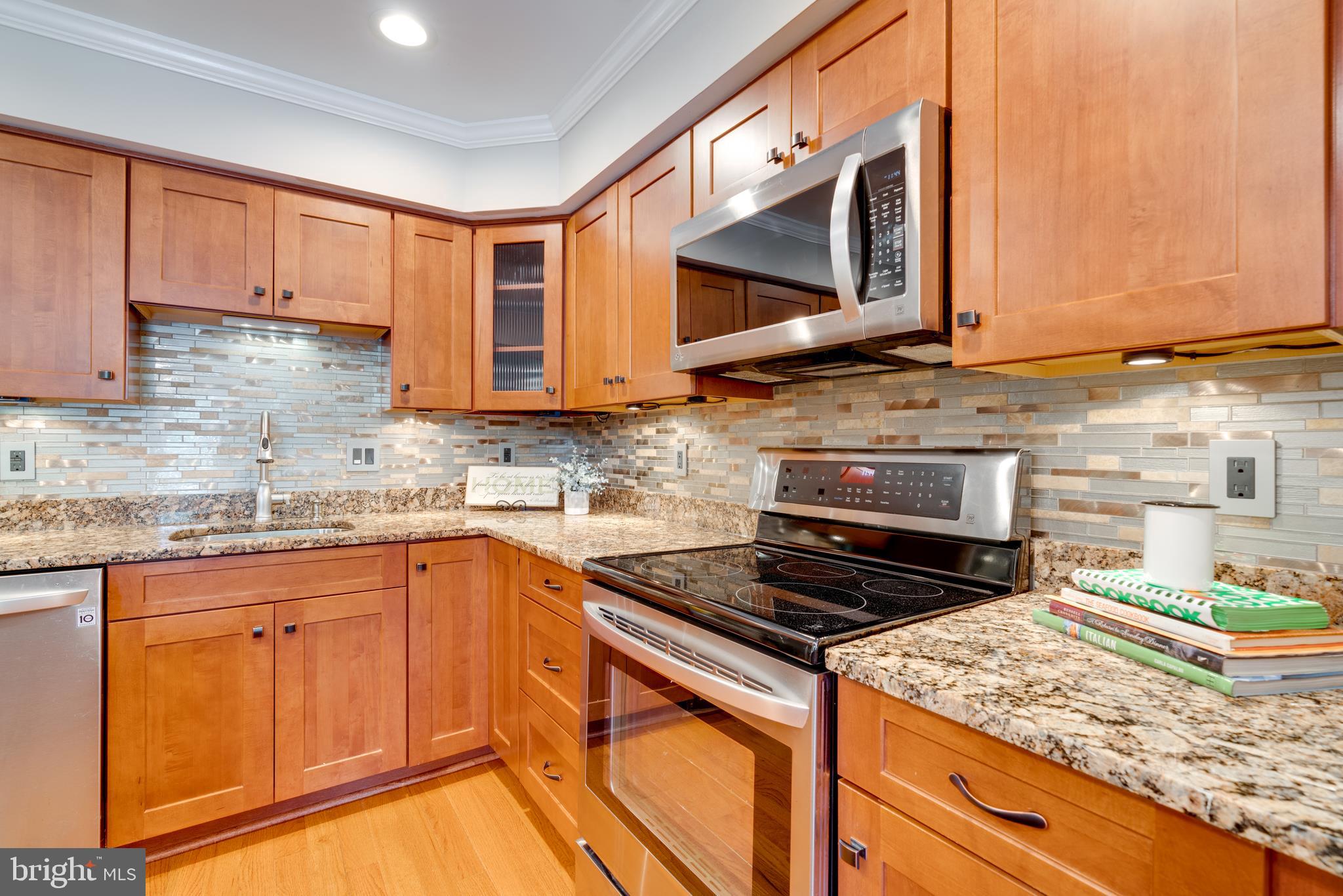 8761 Ridge Hollow Court Springfield, VA 22152 - Photo 18 of 62 Gallery Image 18