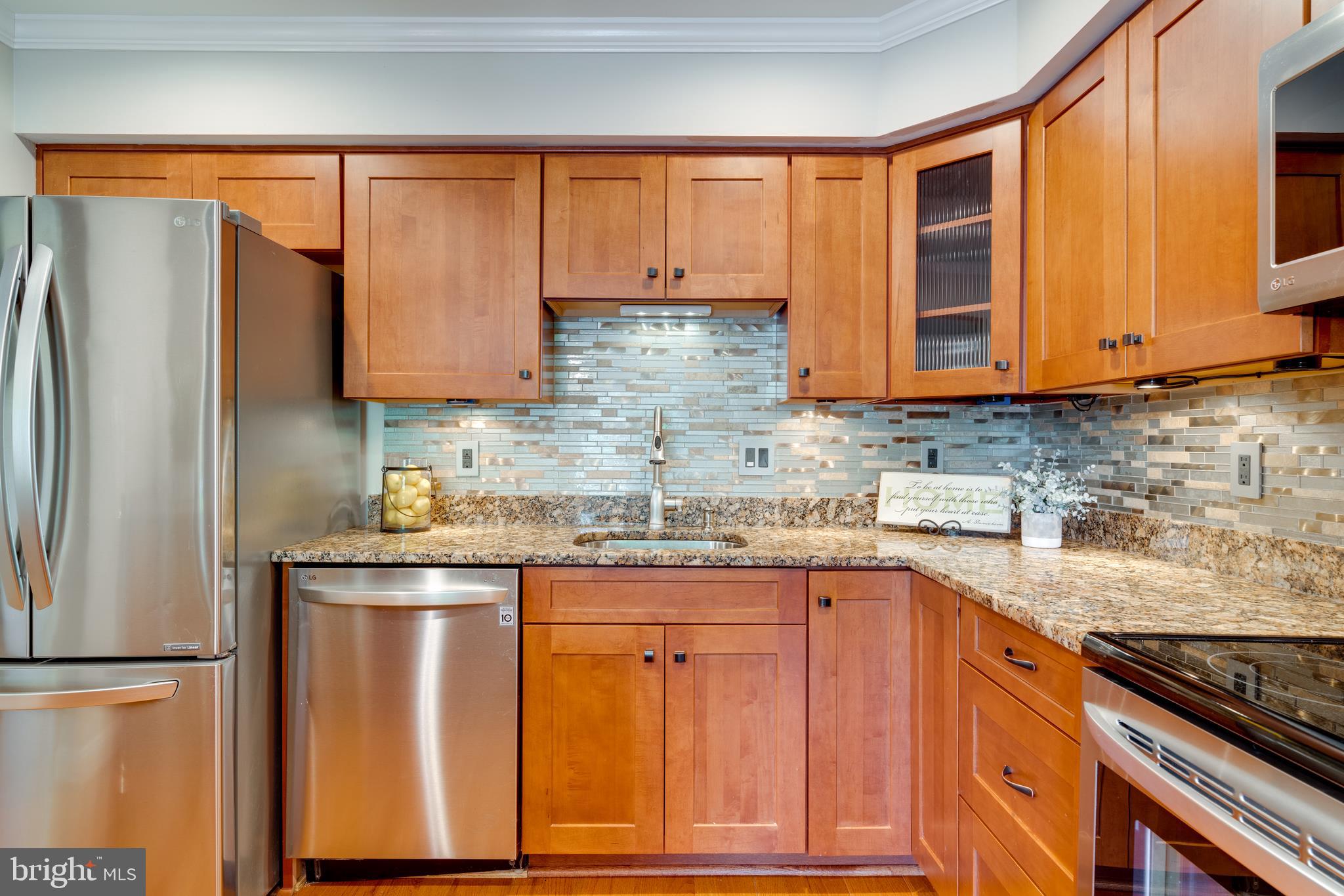 8761 Ridge Hollow Court Springfield, VA 22152 - Photo 19 of 62 Gallery Image 19
