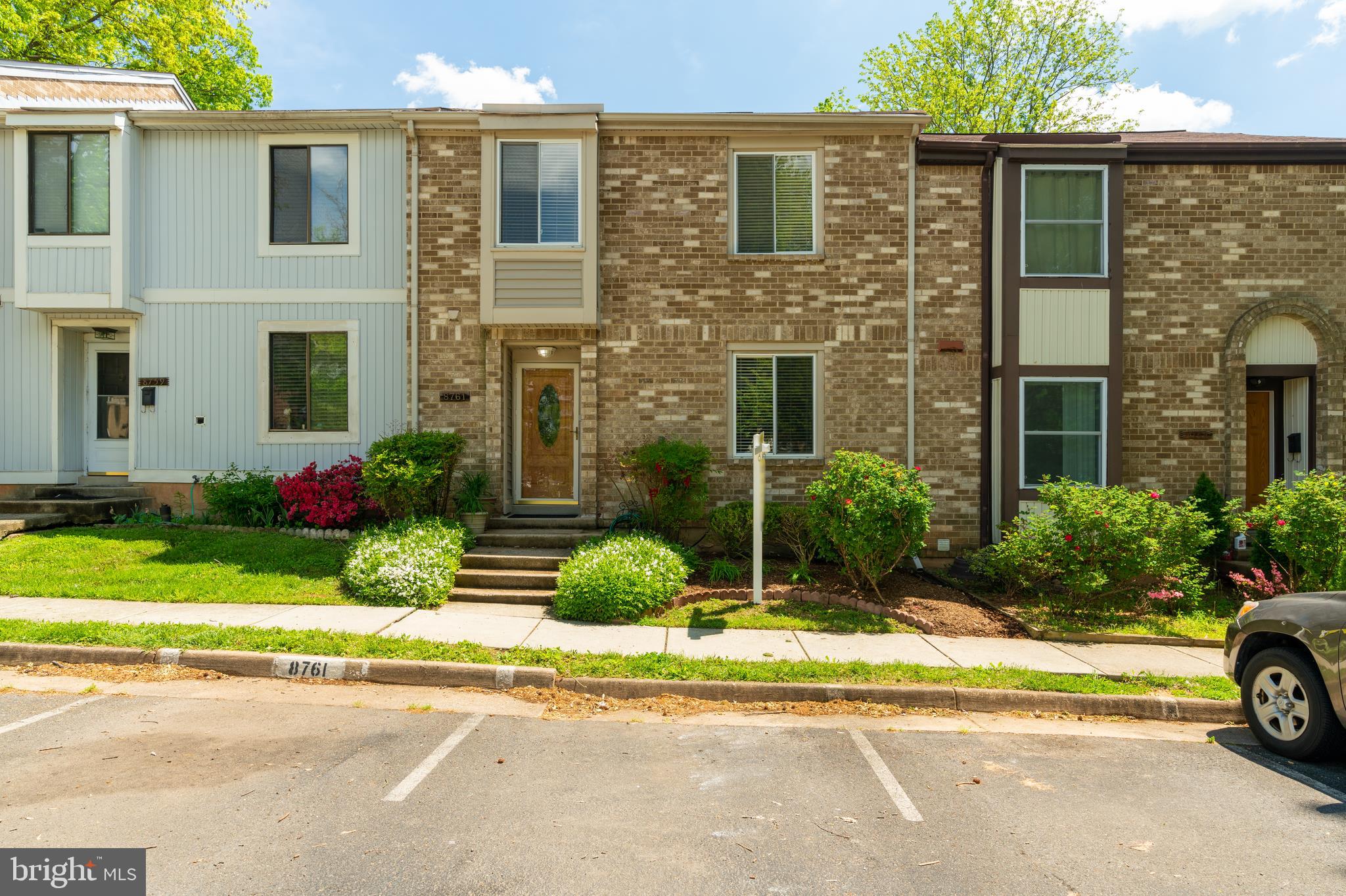 8761 Ridge Hollow Court Springfield, VA 22152 - Photo 3 of 62 Gallery Image 3