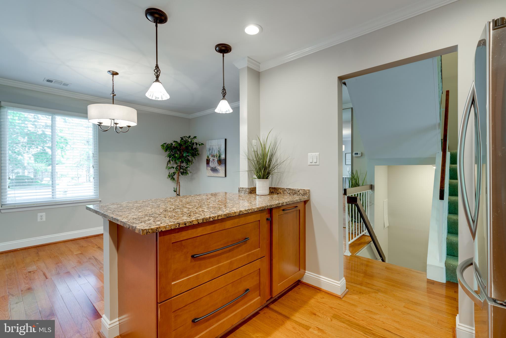 8761 Ridge Hollow Court Springfield, VA 22152 - Photo 21 of 62 Gallery Image 21