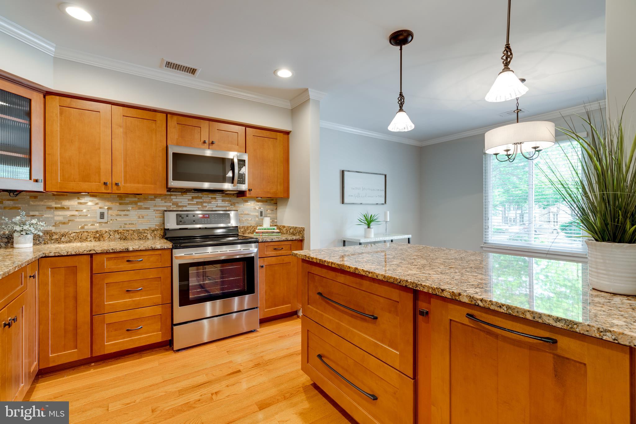 8761 Ridge Hollow Court Springfield, VA 22152 - Photo 22 of 62 Gallery Image 22