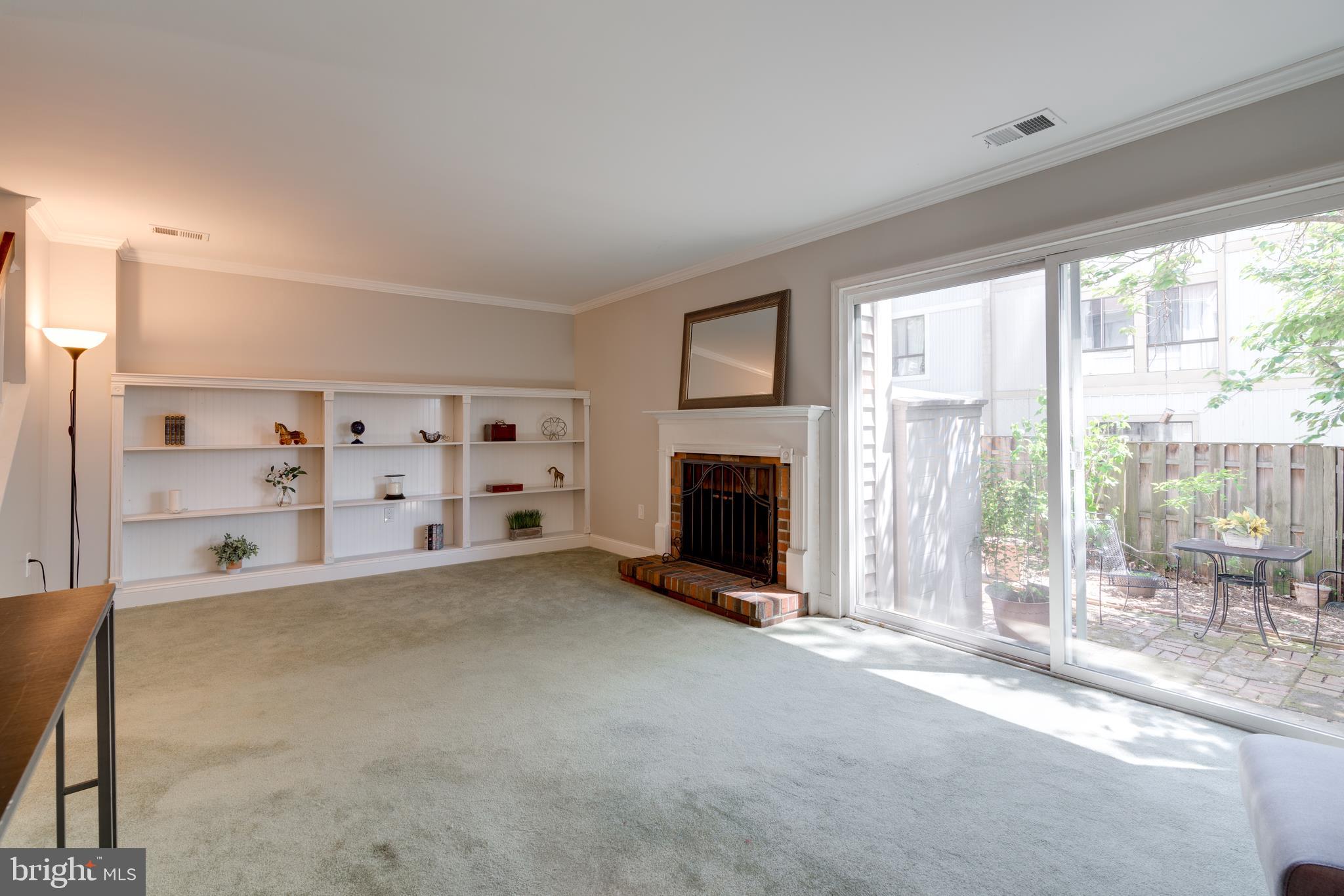 8761 Ridge Hollow Court Springfield, VA 22152 - Photo 29 of 62 Gallery Image 29