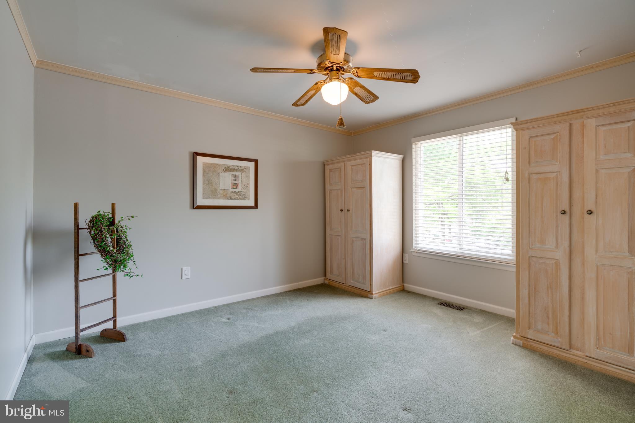 8761 Ridge Hollow Court Springfield, VA 22152 - Photo 34 of 62 Gallery Image 34