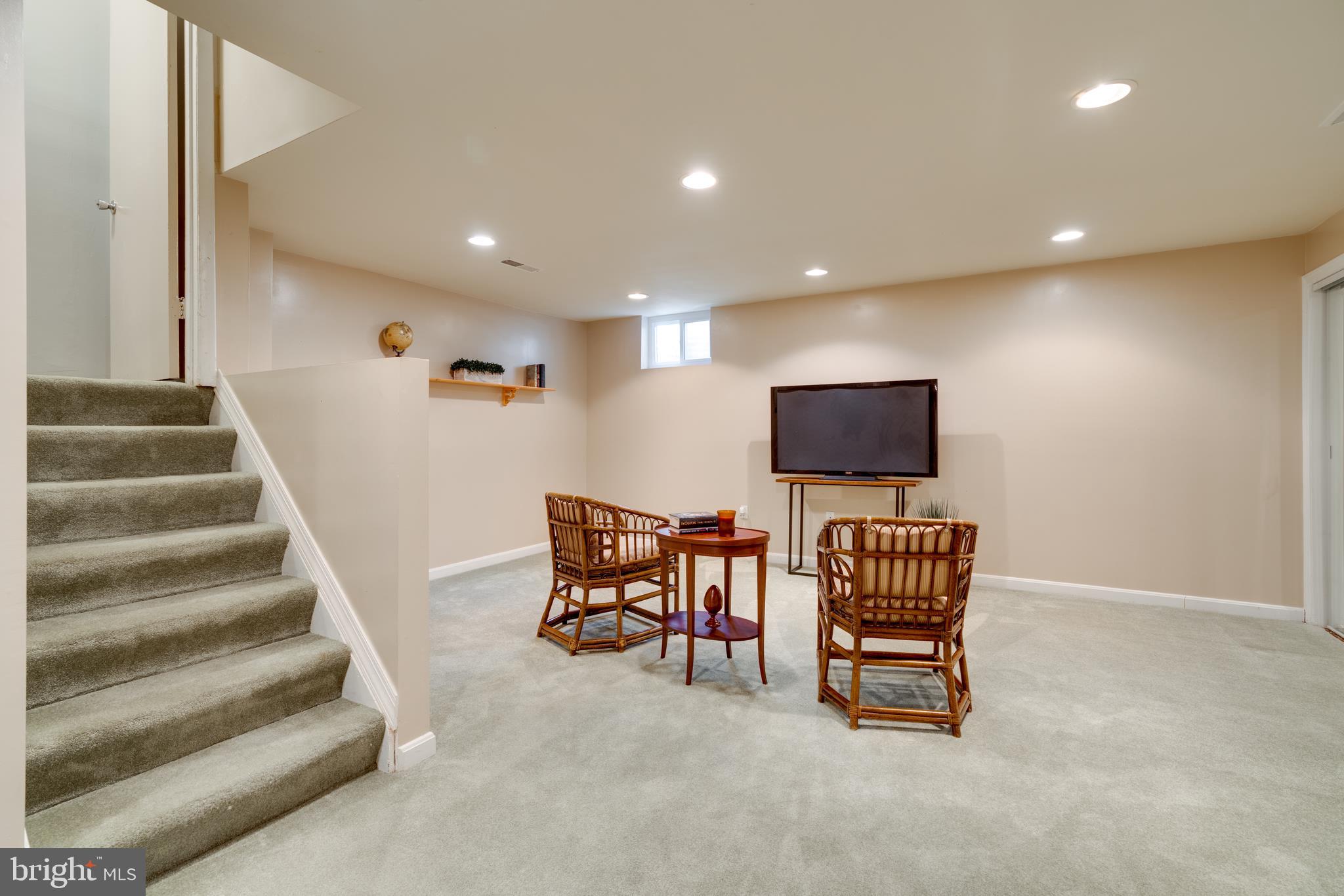 8761 Ridge Hollow Court Springfield, VA 22152 - Photo 52 of 62 Gallery Image 52