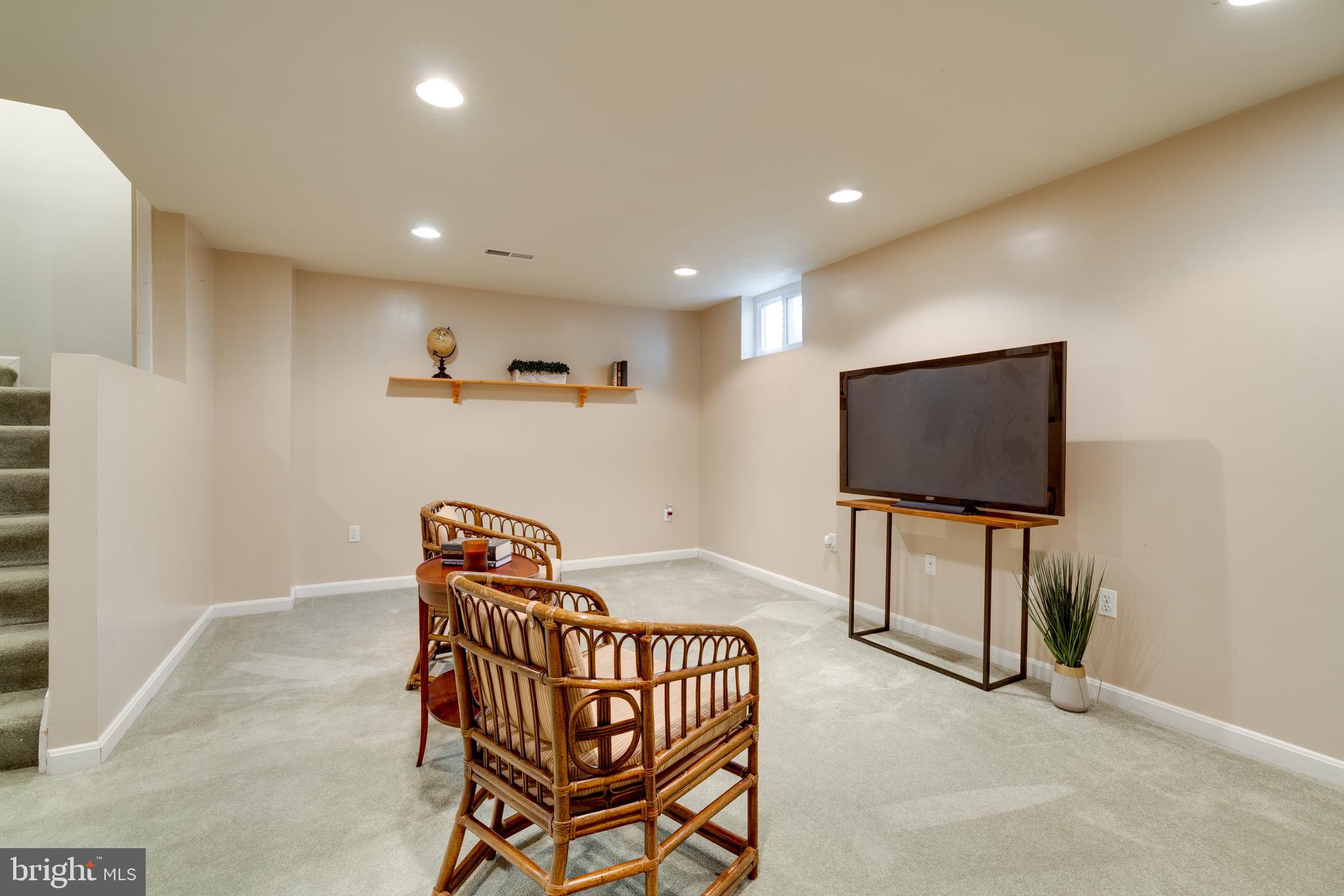 8761 Ridge Hollow Court Springfield, VA 22152 - Photo 53 of 62 Gallery Image 53