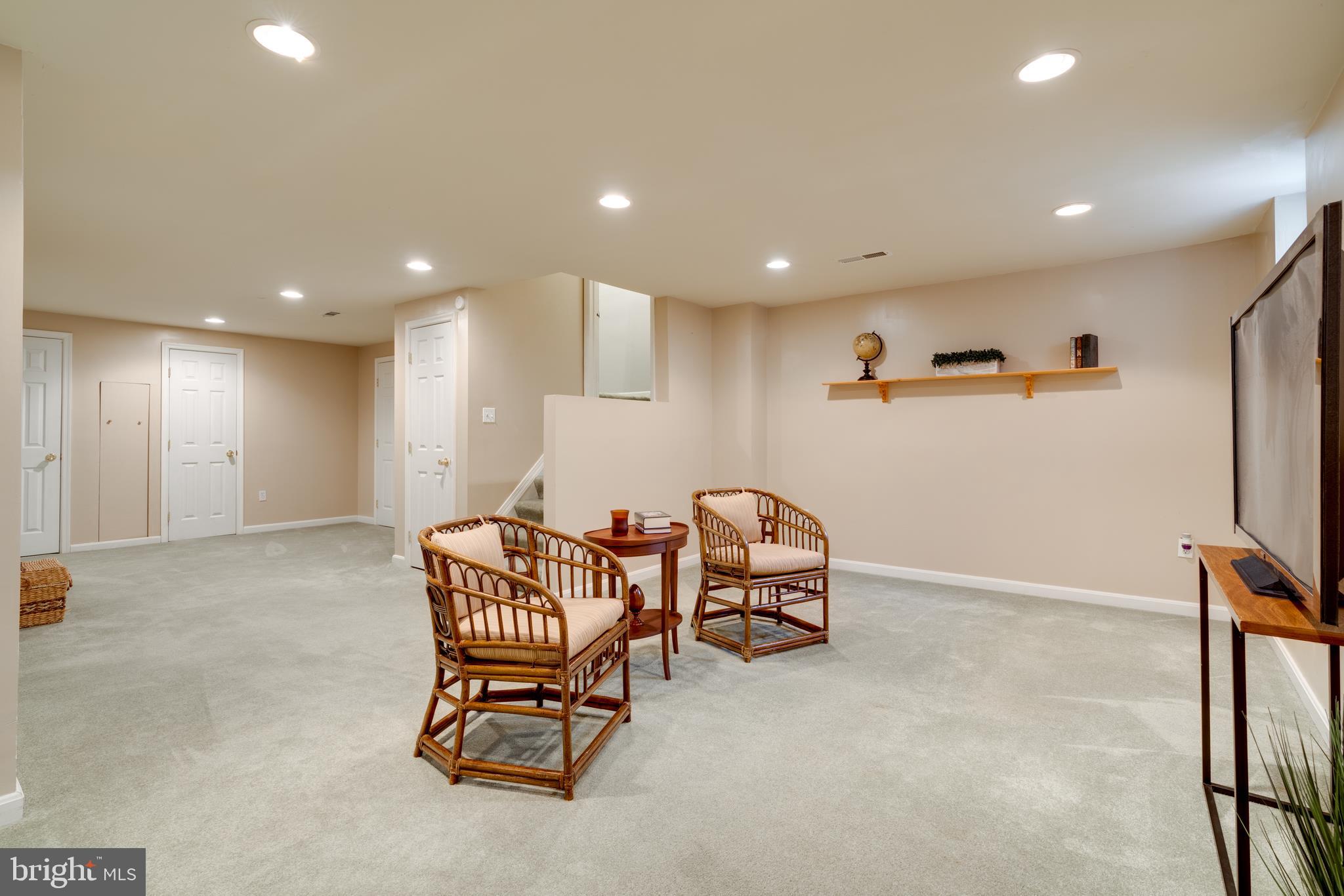 8761 Ridge Hollow Court Springfield, VA 22152 - Photo 54 of 62 Gallery Image 54