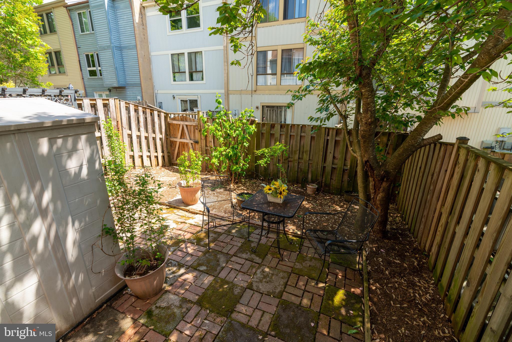 8761 Ridge Hollow Court Springfield, VA 22152 - Photo 57 of 62 Gallery Image 57