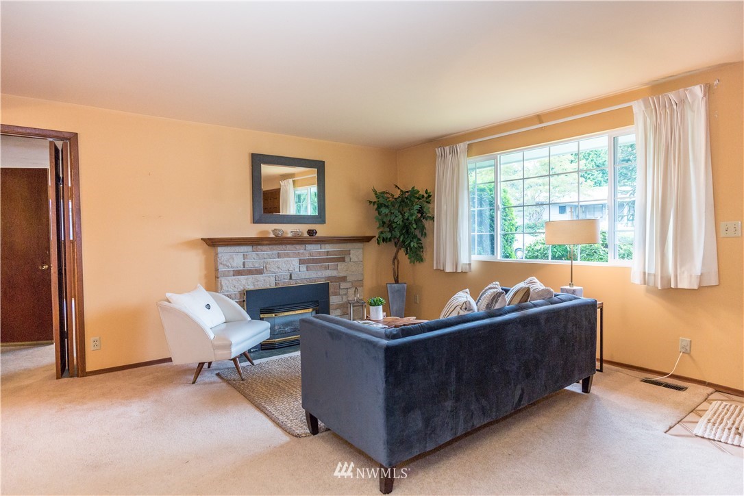 226 234th Street Southwest Bothell, WA 98021 - Photo 3 of 18